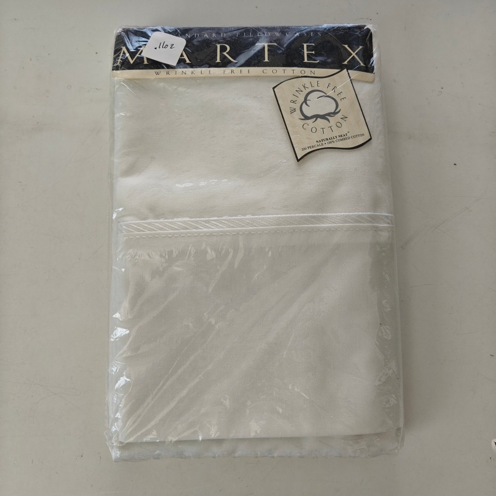 Martex‎ Standard Pillowcases Solid White Wrinkle Free Cotton 200 Thread Count